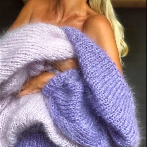 HI! I’M GWYNETH, GET YOUR SOFT COZY WARM SWEATERS! - Picture 14 of 16